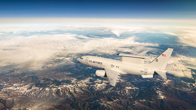 Boeing to Convert USAF E-7 Rapid Prototypes in the UK